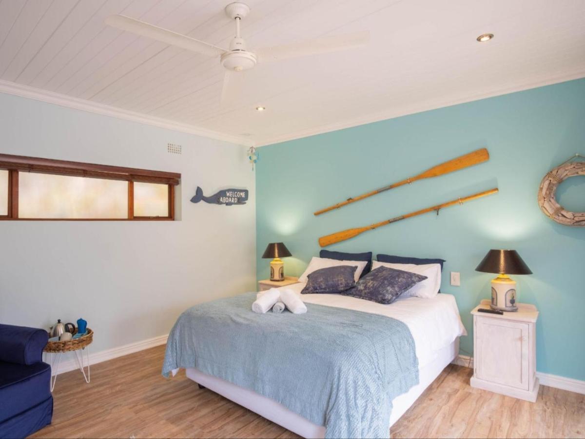 Bwhale Guest House B&B クニスナ エクステリア 写真