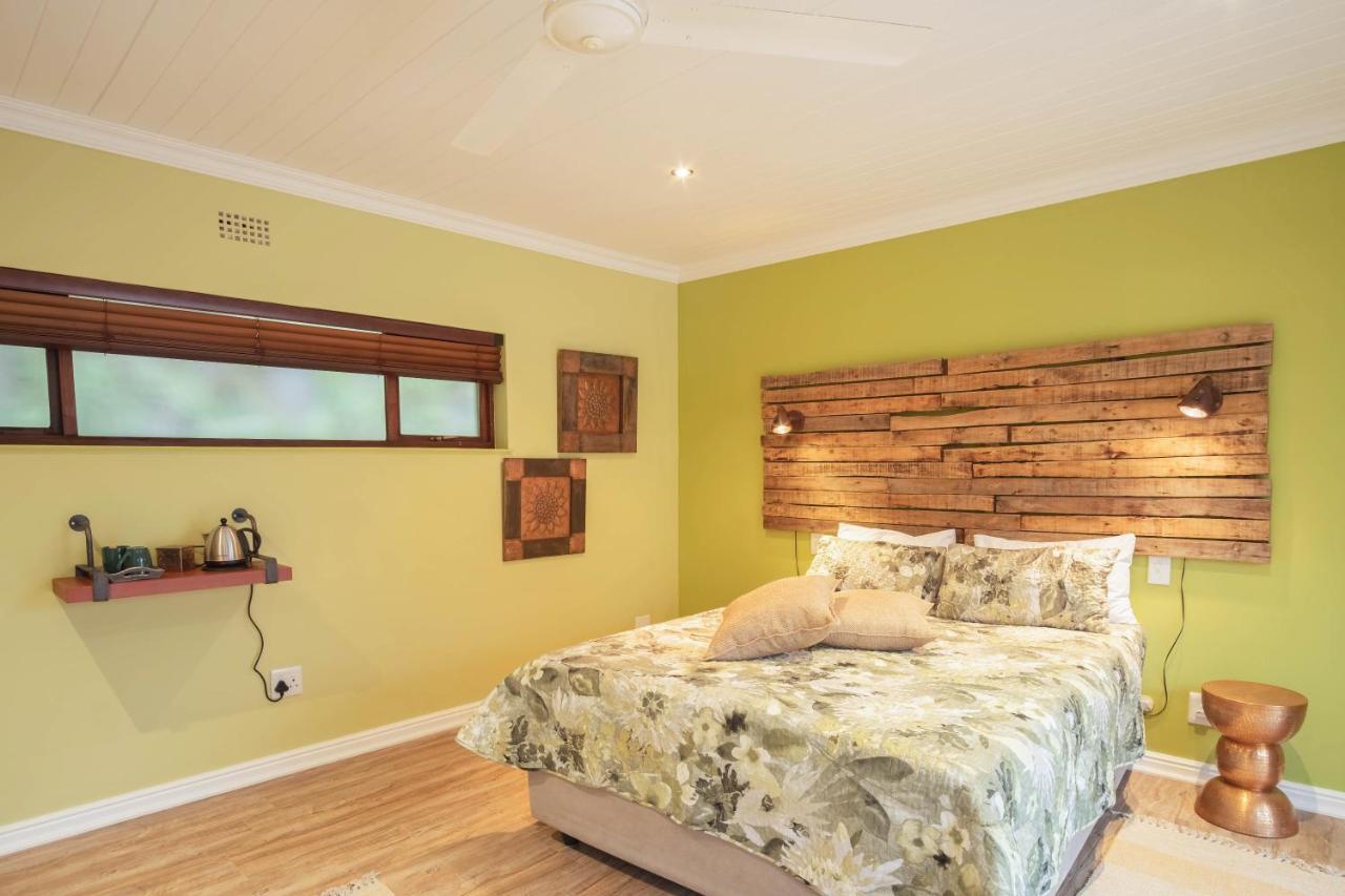 Bwhale Guest House B&B クニスナ エクステリア 写真