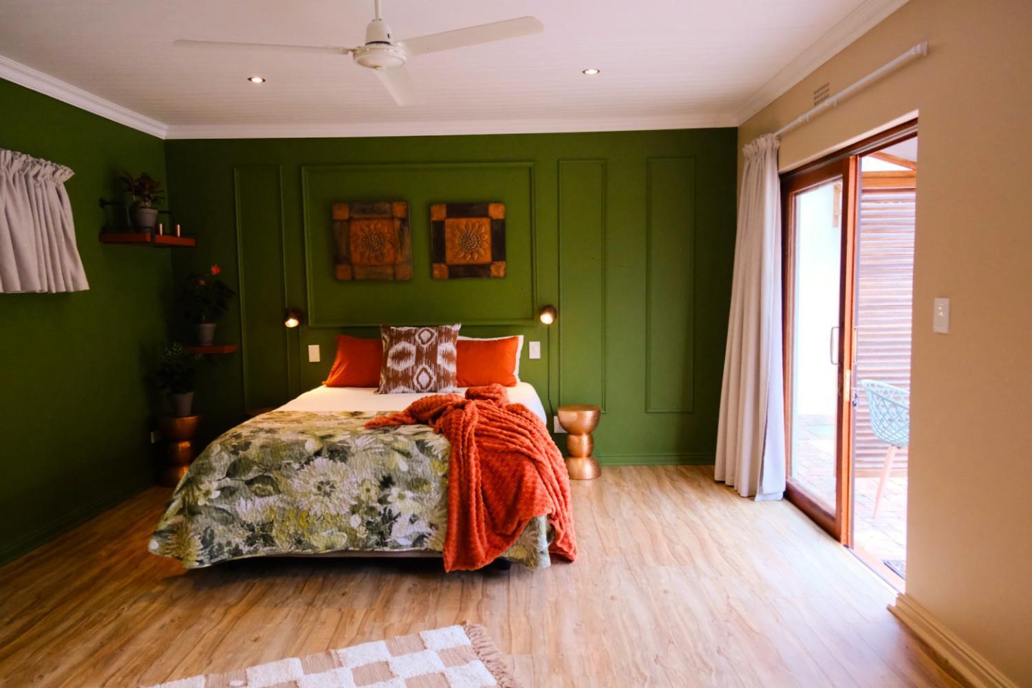 Bwhale Guest House B&B クニスナ エクステリア 写真