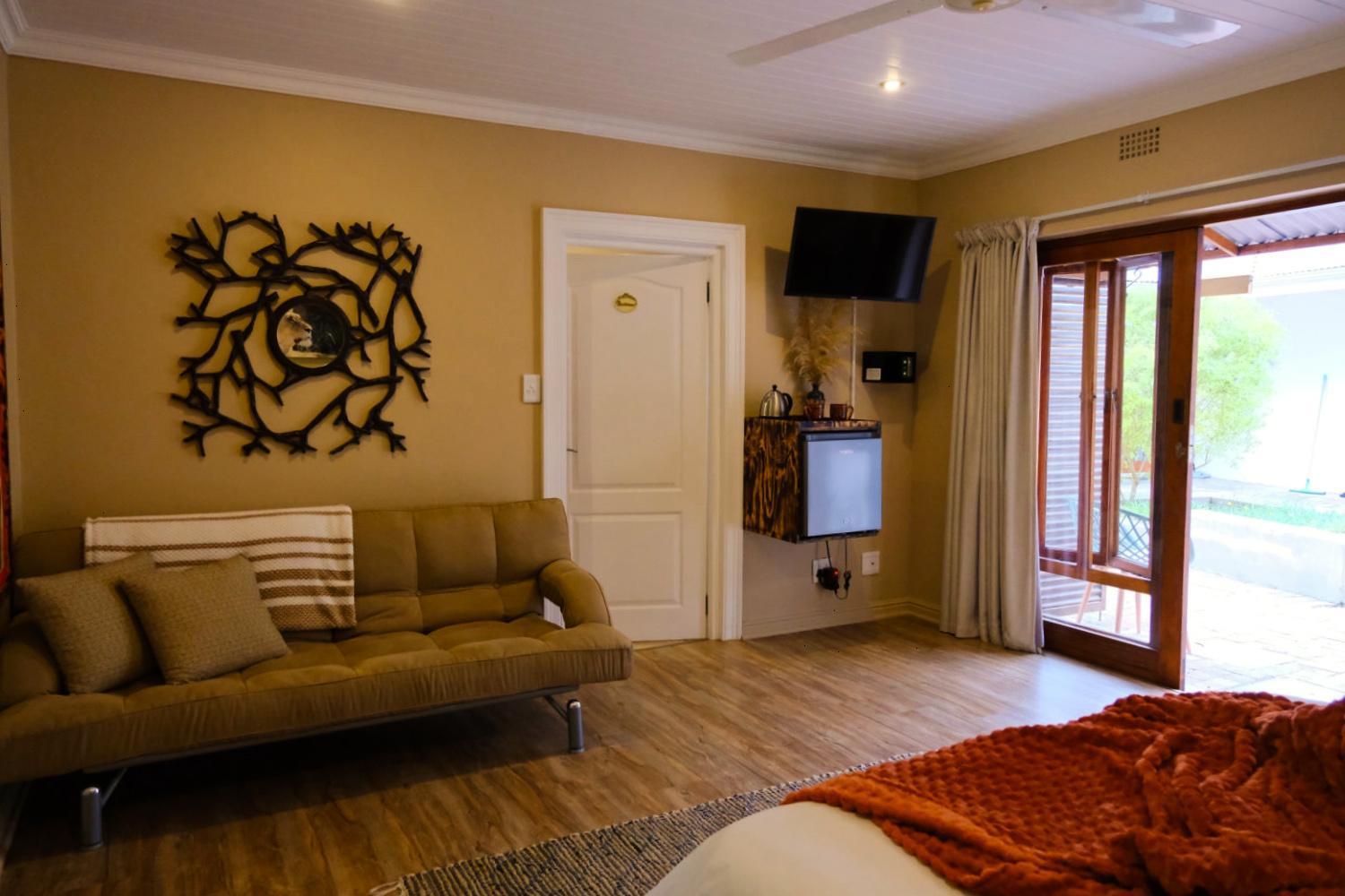 Bwhale Guest House B&B クニスナ エクステリア 写真
